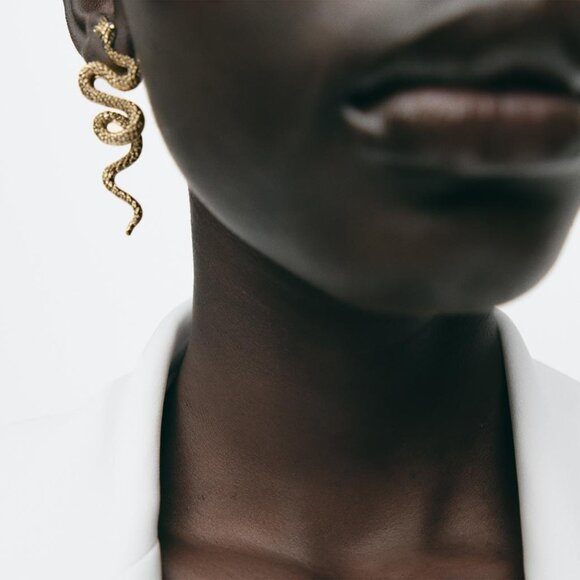 3/$35 Gold Tone Snake Dangle Drop Stud Earrings Statement Jewelry Serpent - Picture 7 of 8